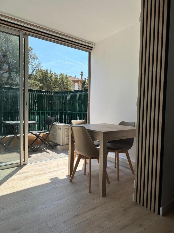 Charment studio 100m de la plage place de parking Cavalaire-sur-Mer Buitenkant foto