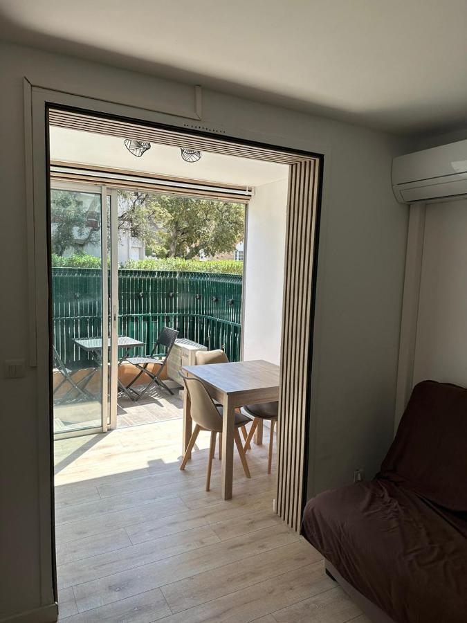 Charment studio 100m de la plage place de parking Cavalaire-sur-Mer Buitenkant foto