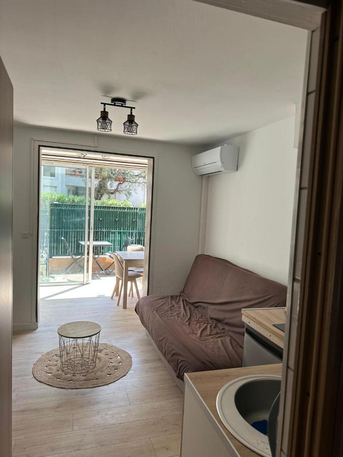Charment studio 100m de la plage place de parking Cavalaire-sur-Mer Buitenkant foto